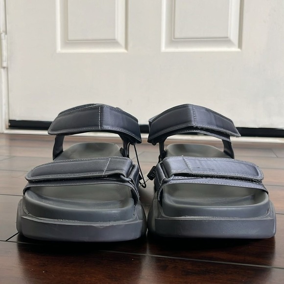 Zara Women's Hook and Loop Closure Chunky Platform Grandad Sandals size 41 NWT - Picture 5 of 12